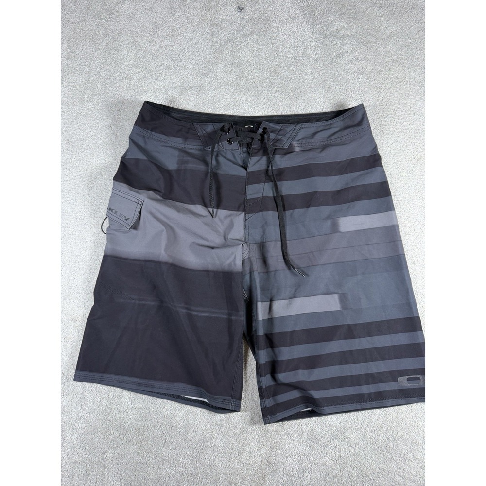 OAKLEY Y2k Antenna Black & Gray Drawstring Board shorts Unlined 11" Inseam